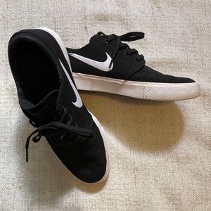 Nike SB Zoom Stefan Janoski skate shoes